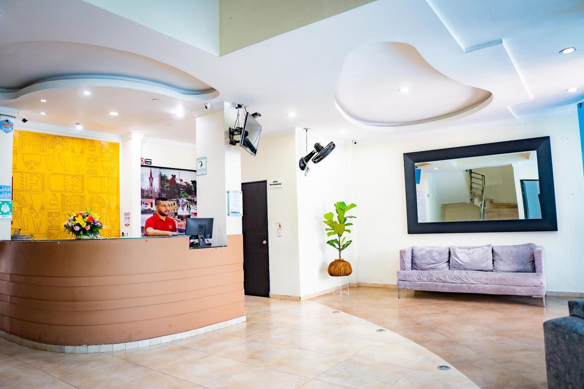 Kalina Hotel Girardot Kültér fotó